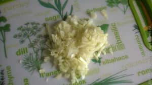 Свиные котлеты с сыром и перцем чили