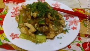 Салат с курицей