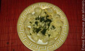 Рецепт пельменей с сыром и чесноком в мультиварке
