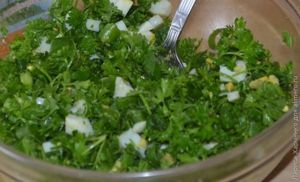 Чебуреки с зеленью и яйцом