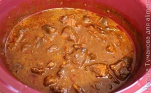 БЕФСТРОГАНОВ С МАКАРОНАМИ