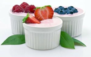 Йогурты - удивительный продукт, который абсолютно бесполезный натощак. Его нужно употреблять в течении дня, когда организм проснется. Бактерии, содержащиеся в йогурте, погибают под воздействием желудочного сока. Йогурты - удивительный продукт, который абсолютно бесполезный натощак. Его нужно употреблять в течении дня, когда организм проснется. Бактерии, содержащиеся в йогурте, погибают под воздействием желудочного сока.