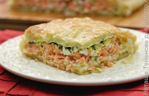 РЫБНАЯ КУЛЕБЯКА С ЛОСОСЕМ