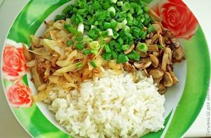 Пирог с рисом и грибами
