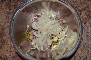 салат из селедки и стручковой фасоли