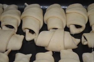 Рогалики с черносливом рецепт