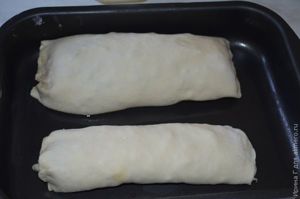 рулет с мясным фаршем из слоеного теста рецепт
