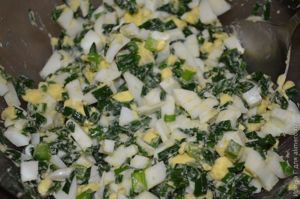 пресные пироги с луком и яйцом рецепт
