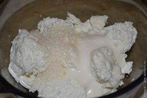 творожный десерт с вишней и мандарином