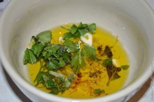 салат с маринованной брынзой