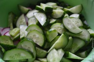 салат из редиса и огурца