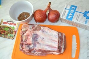 Шашлык из свиных ребрышёк в кефире
