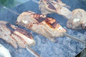 Шашлык из свиных ребрышёк в кефире