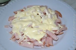 салат с ветчиной и помидорами