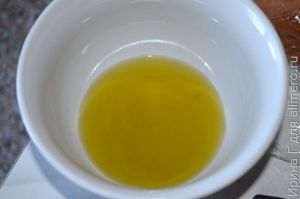 салат с кунжутом и базиликовым маслом