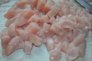 кабачок с рисом, овощами и куриным филе