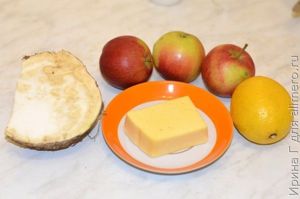 салат из сельдерея с яблоком и сыром