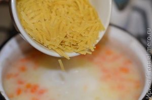 суп-лапша с плавленым сыром