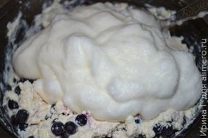 творожные кексы с черникой