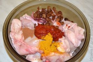 курица с изюмом и карри
