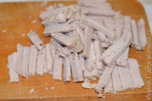 салат из черной редьки с мясом