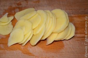 запеченный картофель с куриным фаршем и сыром