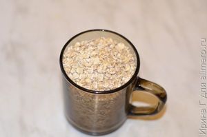 овсяна каша с сухофруктами