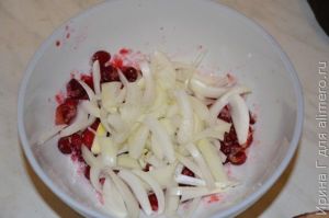 салат из квашеной капусты с редькой