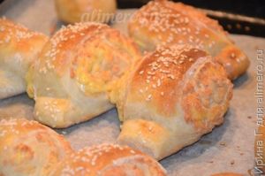 сырные булочки с кунжутом