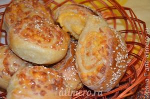 сырные булочки с кунжутом