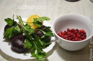 салат из свеклы с клюквой