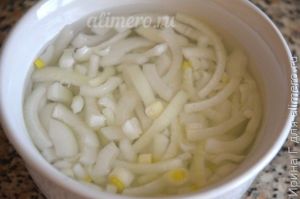 рыбный салат с оливками