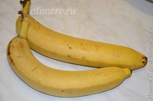 смузи из банана и черники