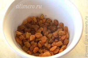 каравай с изюмом