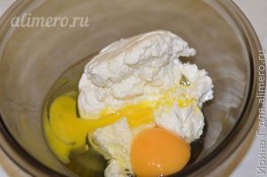 творожно-яблочная запеканка