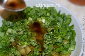 салат из огурцов и зеленого лука