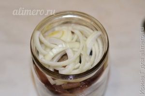 маринованная селедка с луком