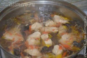 куриный суп-лапша с грибами