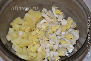 рыбный салат с морской капустой
