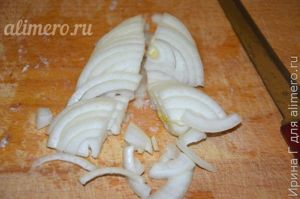 рыбный салат с морской капустой