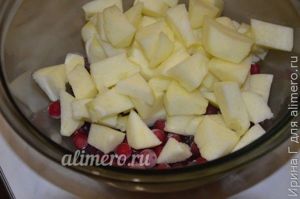 сырое варенье из клюквы и яблок