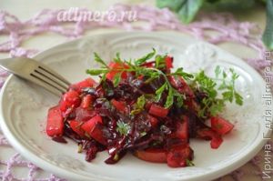 салат из свеклы с помидором