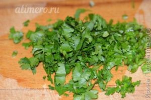 салат из помидоров с кинзой и луком