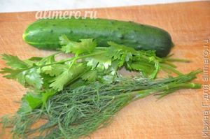 бутерброды с творогом и огурцом