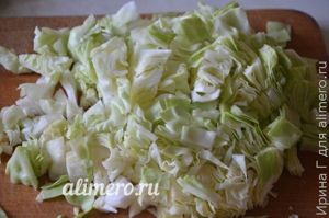 овощное рагу с курицей на сковороде