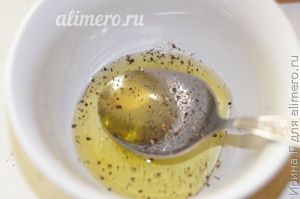 летний салат из сельди с огурцом