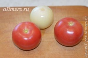 салат из помидоров и лука