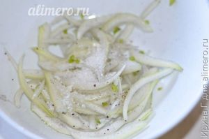 салат из помидоров и лука