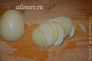 картошка с опятами на сковороде