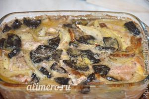 курица с грибами в духовке